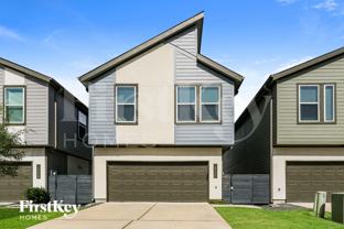 18326 W Centro Cir - Photo 1 of 1