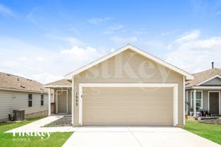 1335 White Willow - Photo 1 of 1