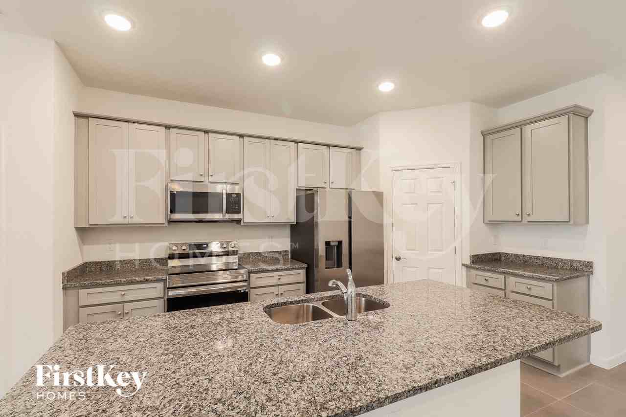 117 Windsor Reserve Dr - Photo 6 of 15