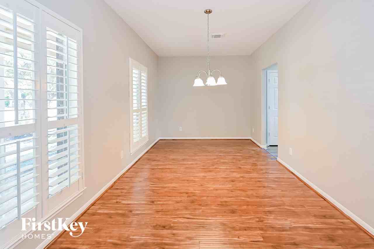 17811 Placid Oak Ct - Photo 5 of 15