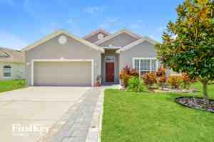 featured image of 4810 Waterside Pointe Cir