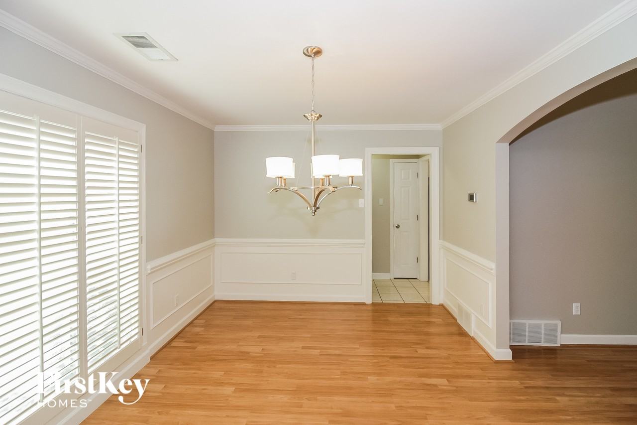 1790 Mill Glen Cv - Photo 4 of 15
