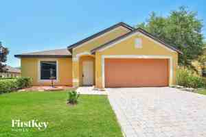 featured image of 932 Fallbrooke Ave