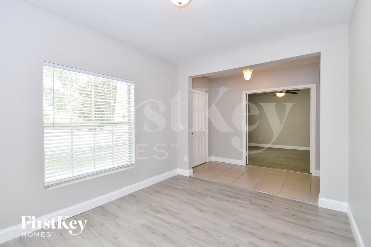 481 Nadeau Way - Photo 2 of 17