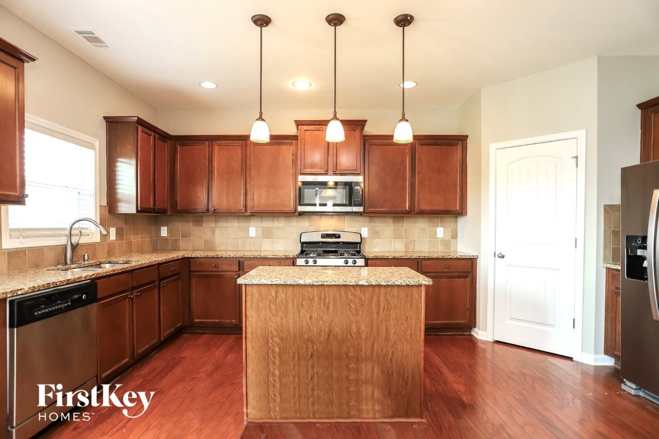 224 Woodmill Way Sw - Photo 5 of 14