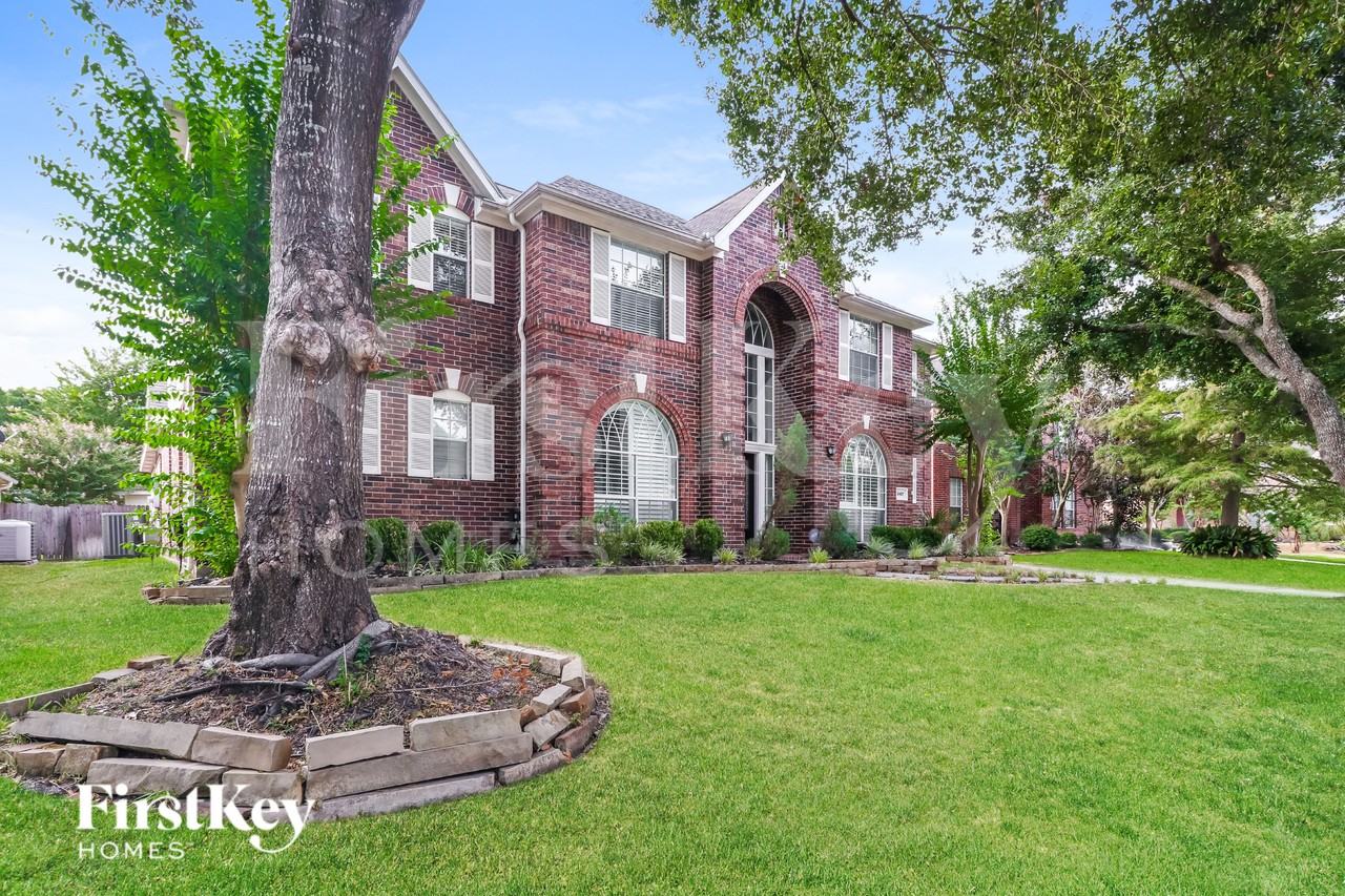 2407 Spanish Oak Hill Ct - Photo 2 of 16