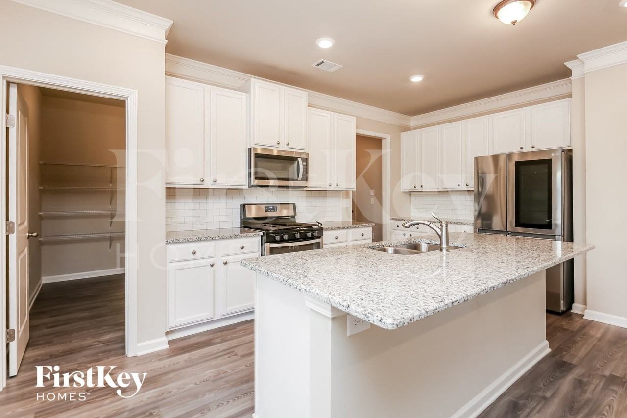 193 Creekside Bluff Way - Photo 6 of 15