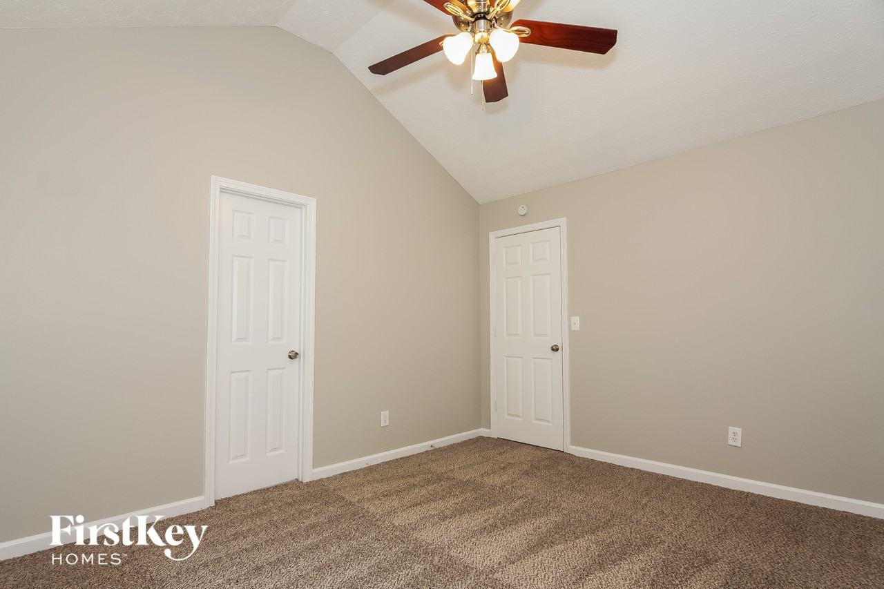 222 Brenda Ellen Dr - Photo 7 of 15