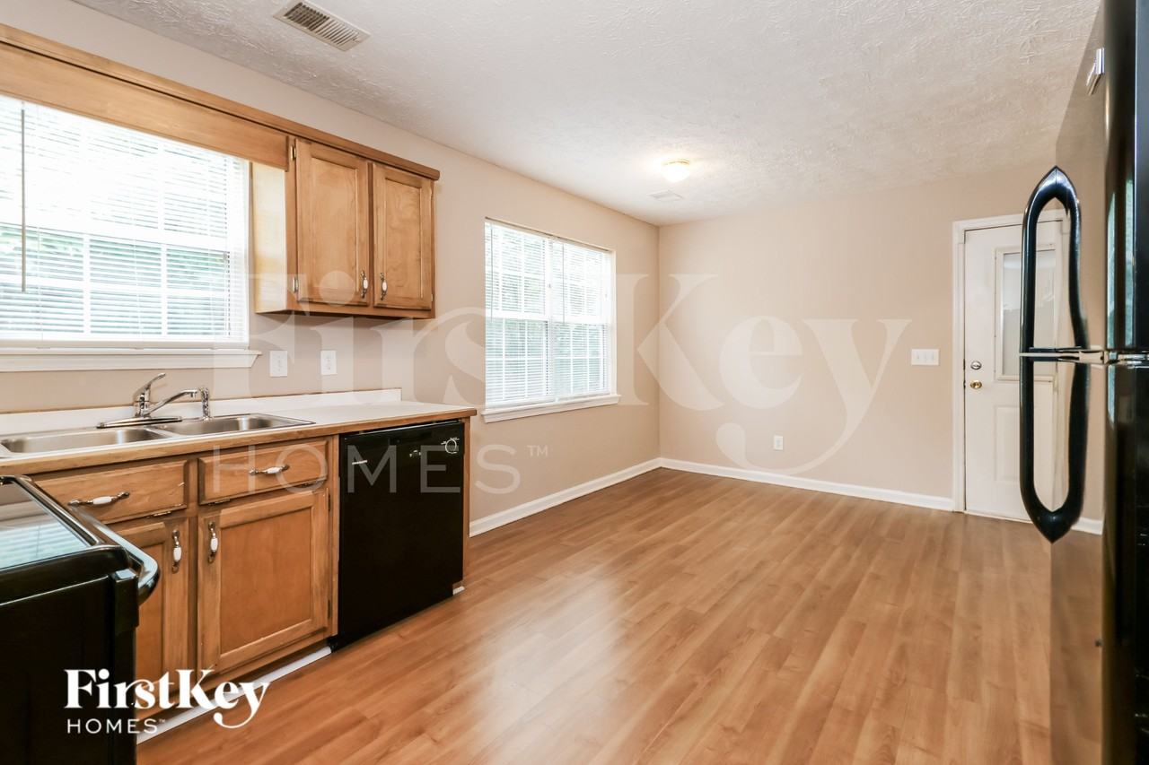 5027 Truman Mountain Rd - Photo 5 of 16
