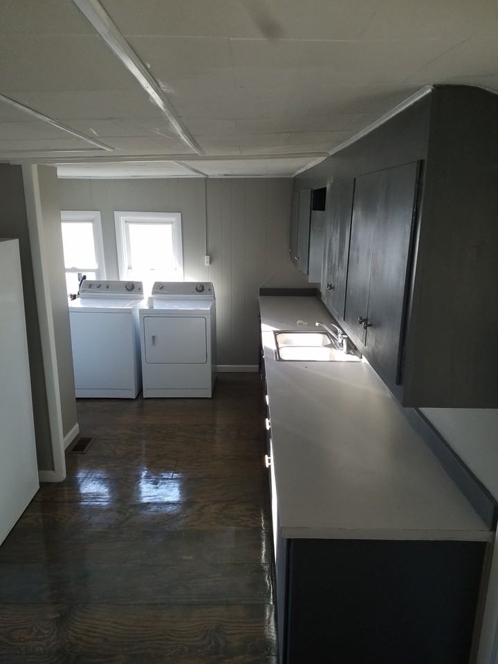 1115 S Main Ave #1 - Photo 5 of 28