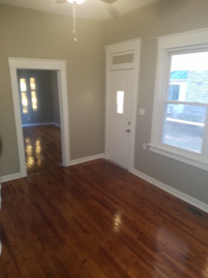 1115 S Main Ave #1 - Photo 7 of 28