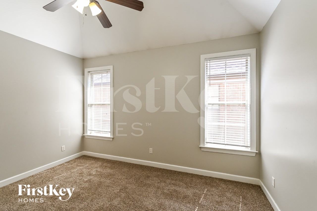 10258 Eveninghill Dr - Photo 7 of 16