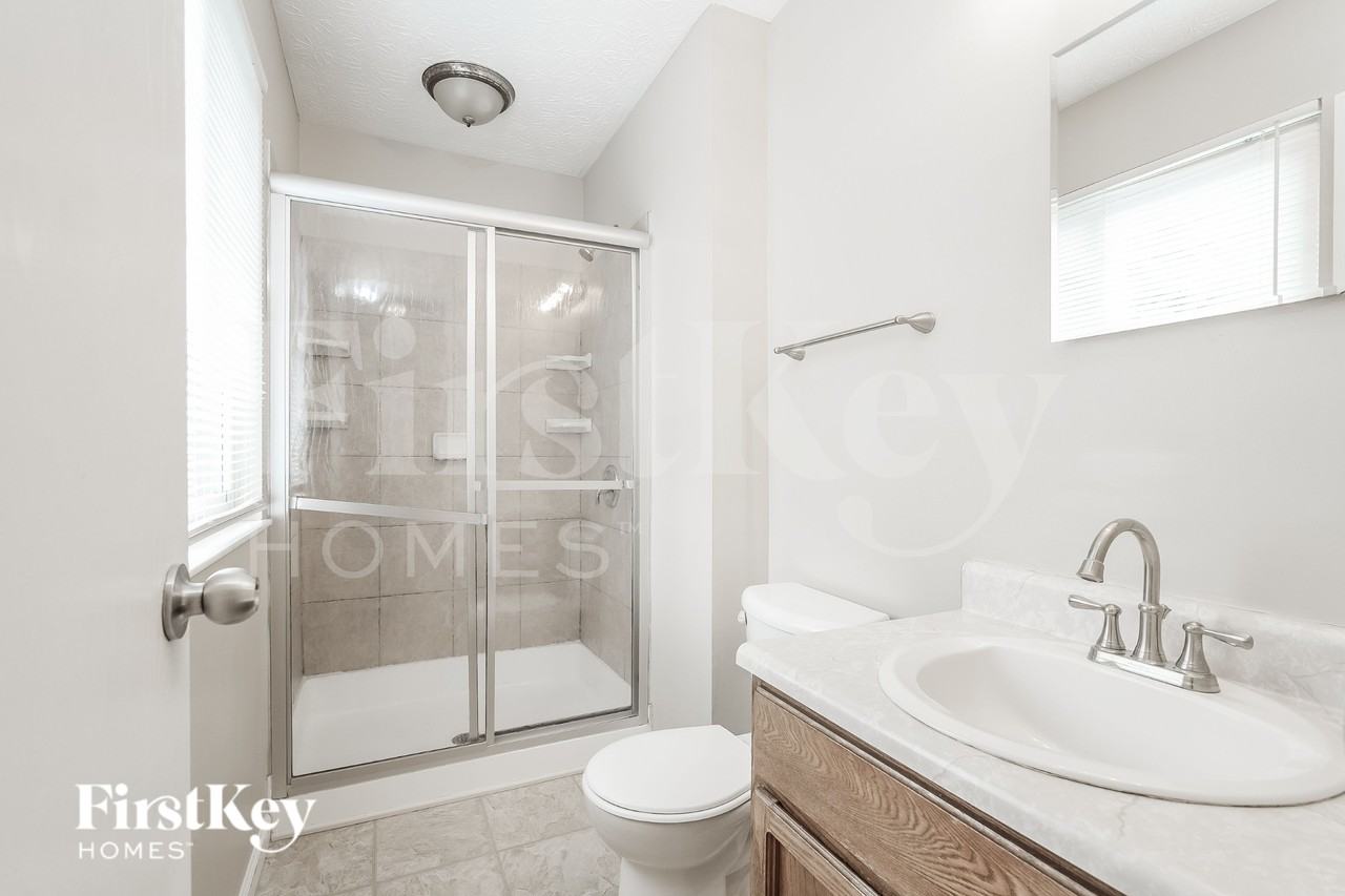 833 Lindenhaven Rd - Photo 7 of 16