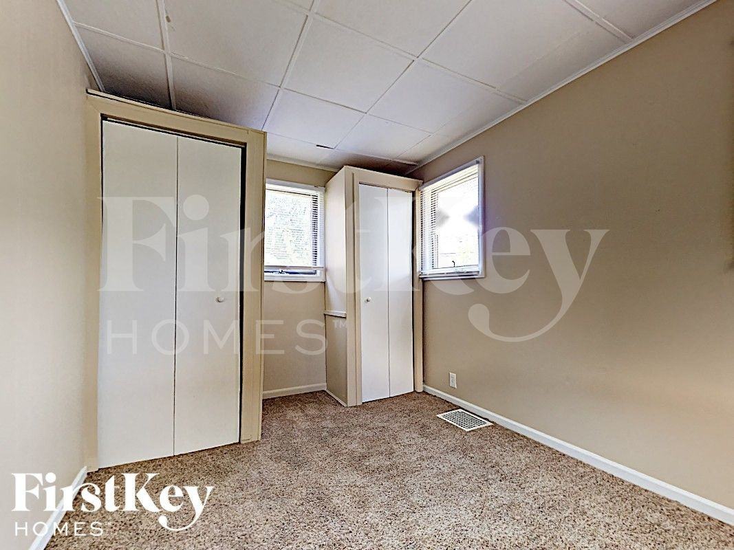 615 Clement St - Photo 7 of 14