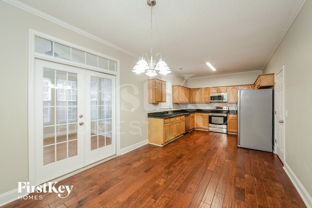 6052 Glen Way Dr - Photo 5 of 16