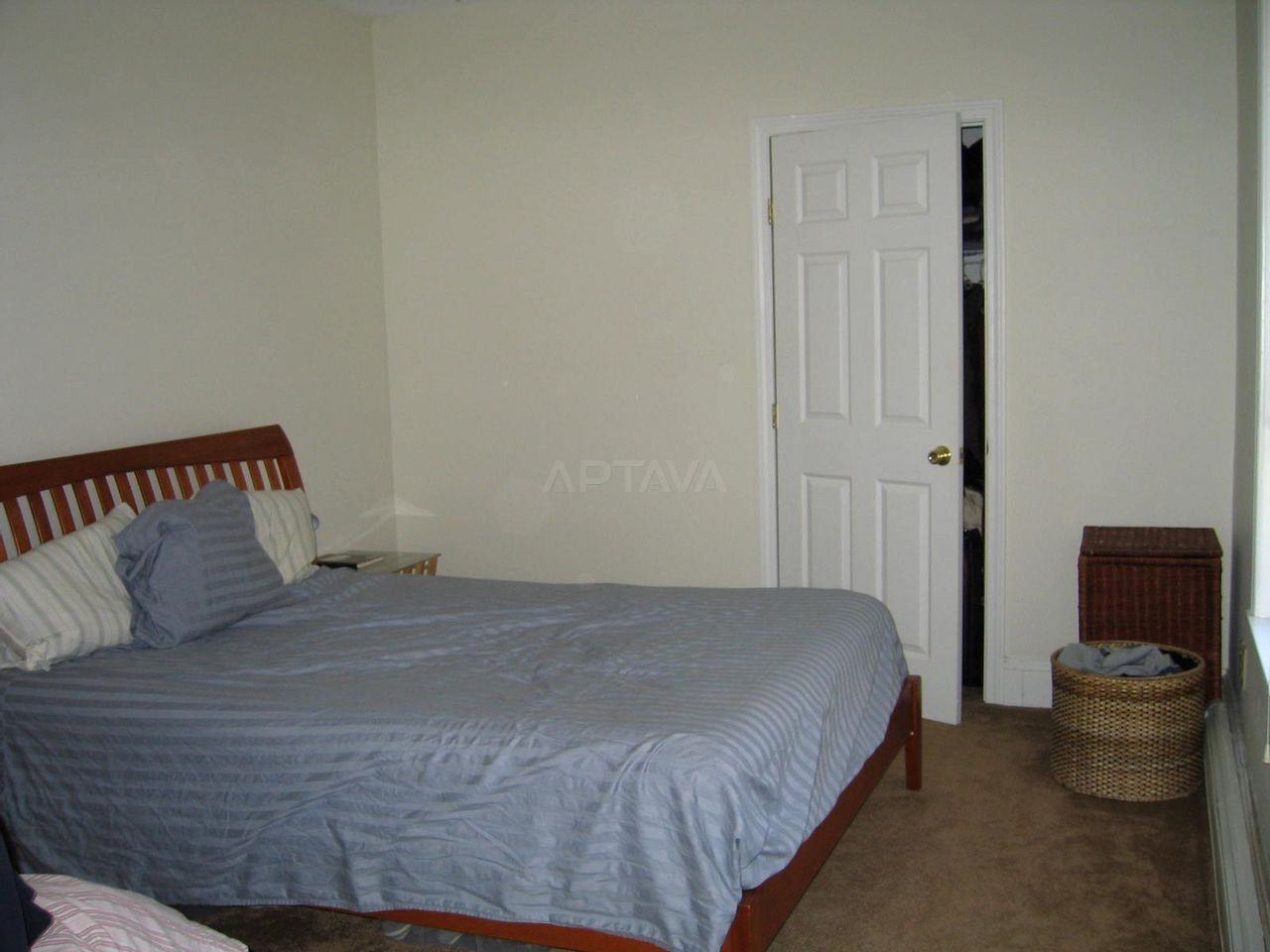 32 Spencer Ave #1 - Photo 3 of 11