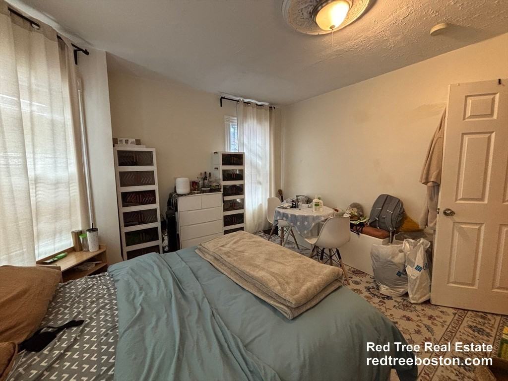 33 Jefferson St #1 - Photo 3 of 13