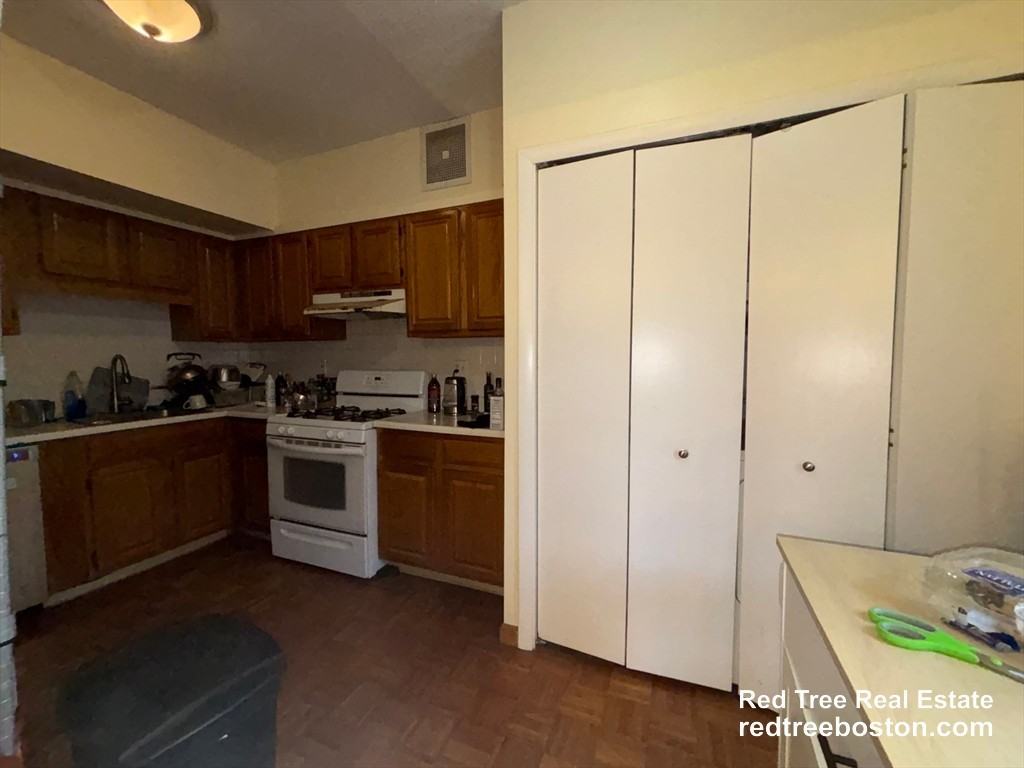 12 Prince St #2 - Photo 5 of 13