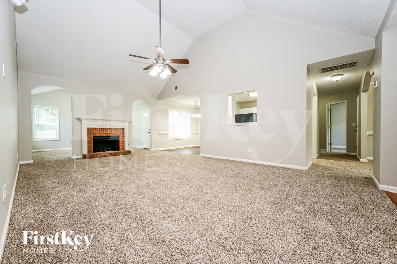 3349 Meadovista Dr - Photo 2 of 19