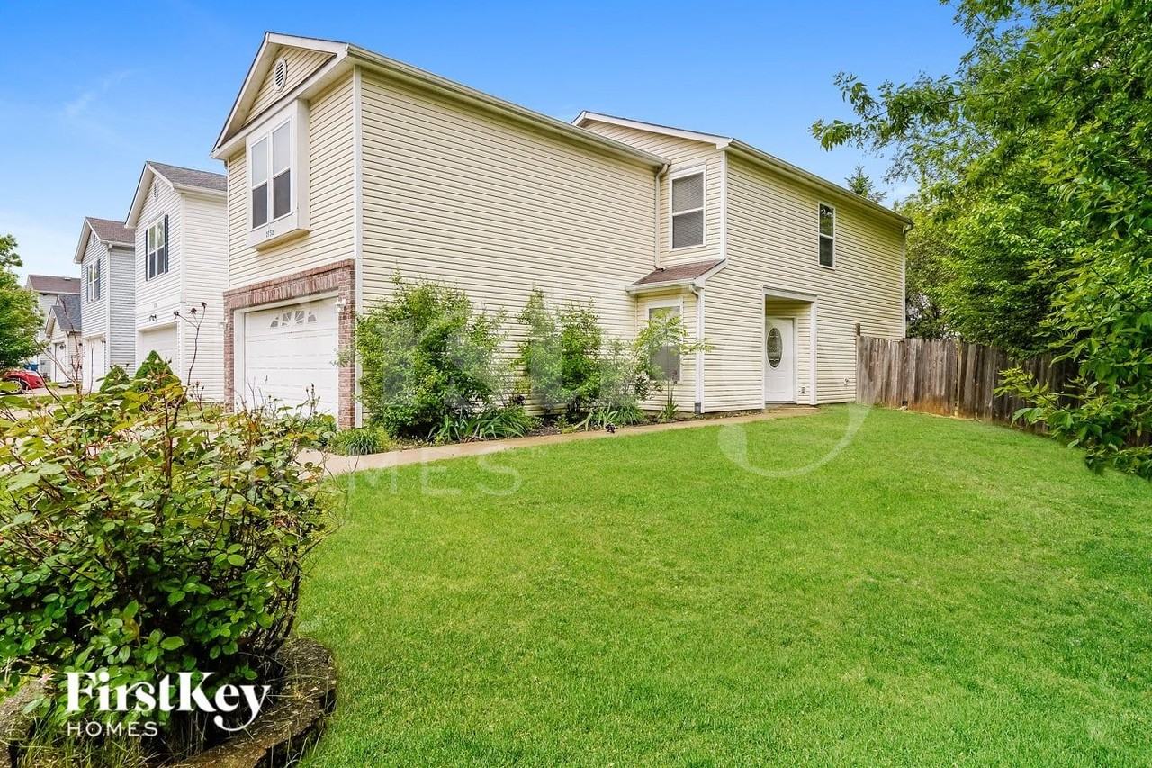 2732 Redland Ln - Photo 2 of 15