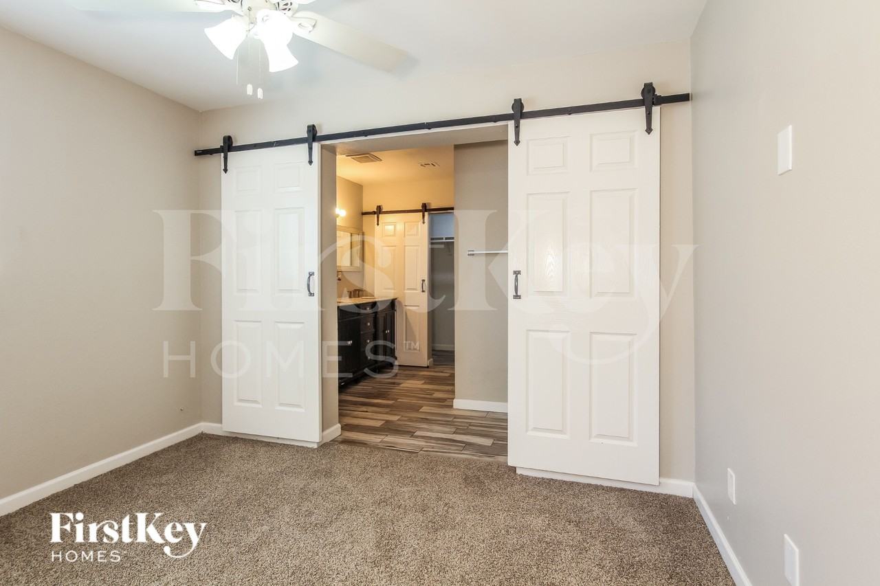 2133 E Larkspur Dr - Photo 7 of 19