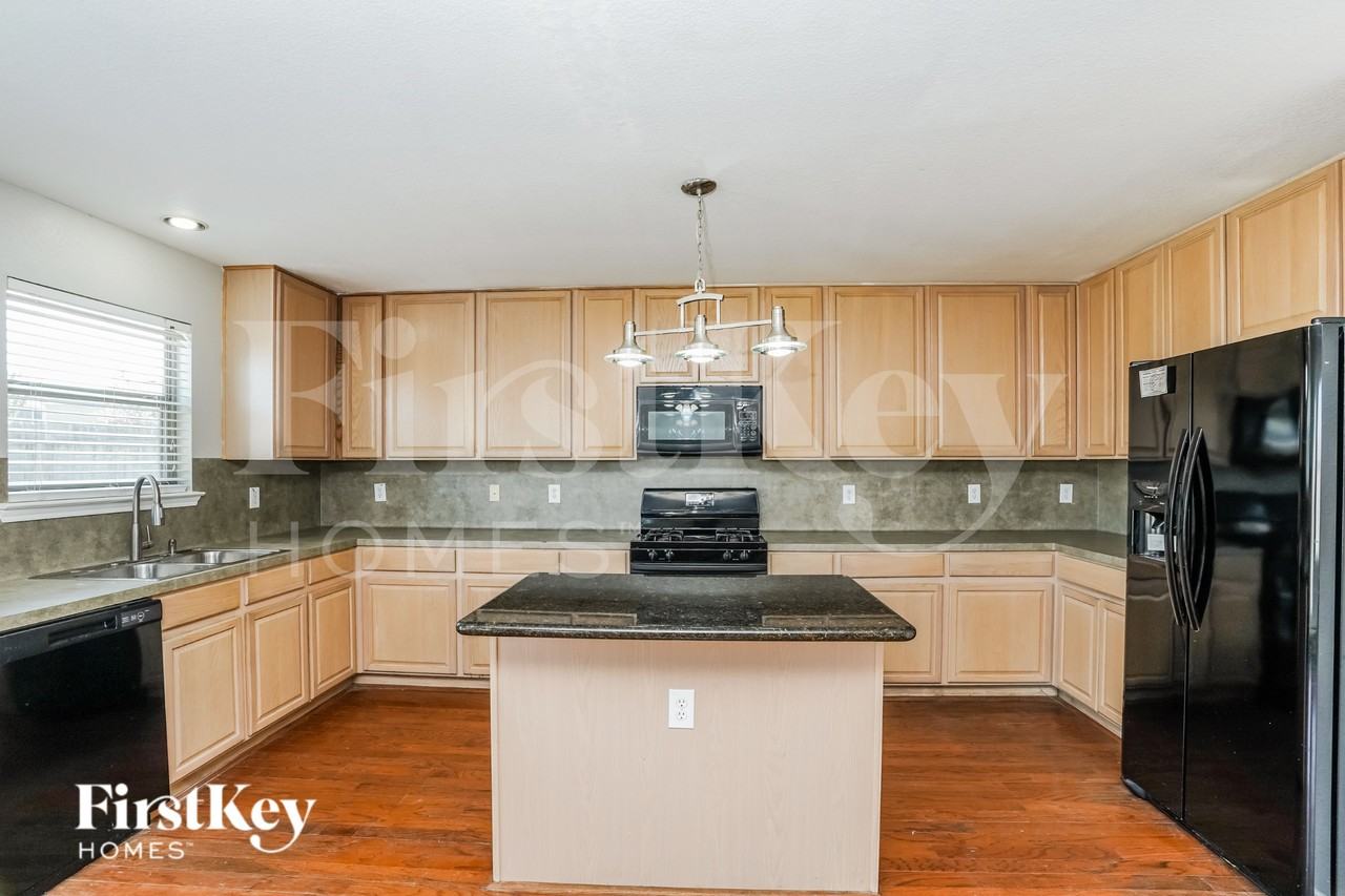 20539 Cypress Gully Dr - Photo 5 of 16