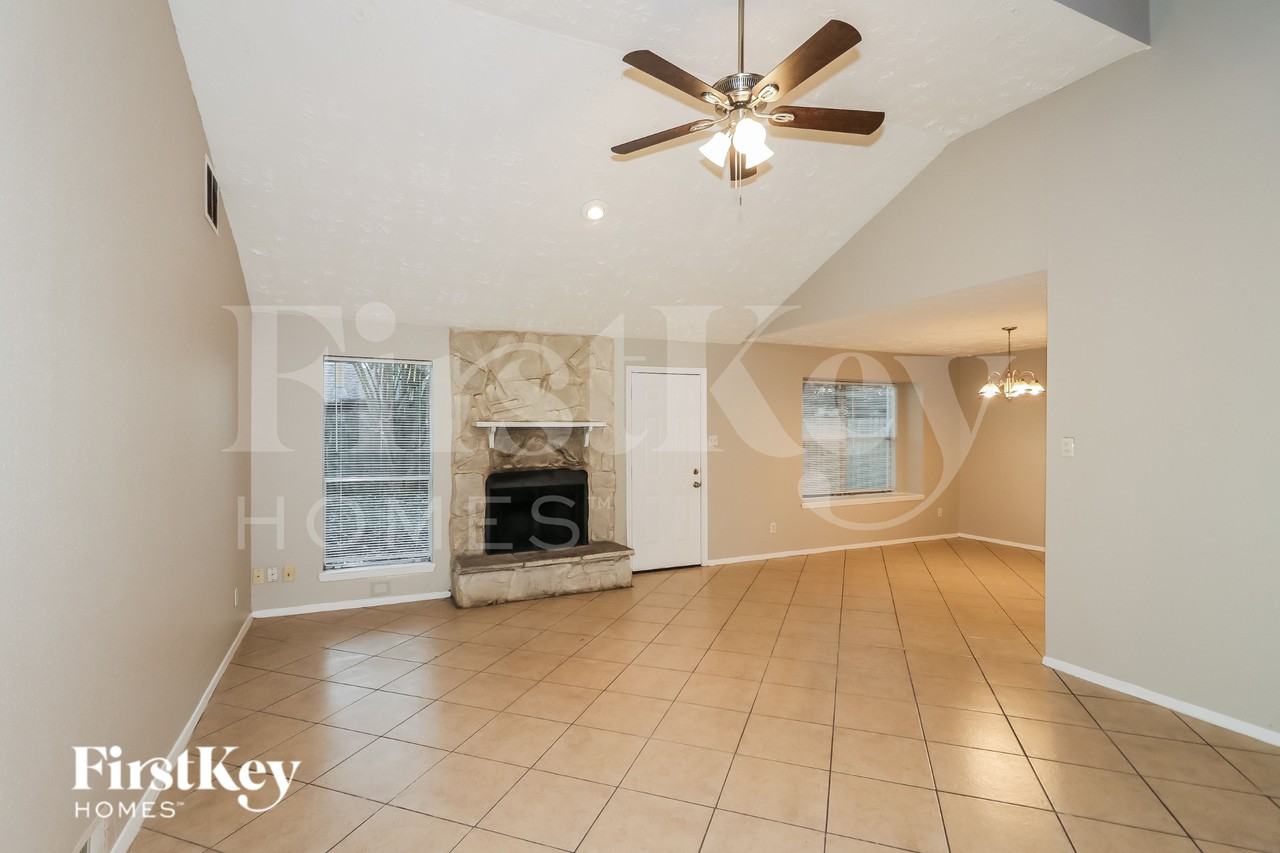 20202 Big Timber Ct - Photo 4 of 18