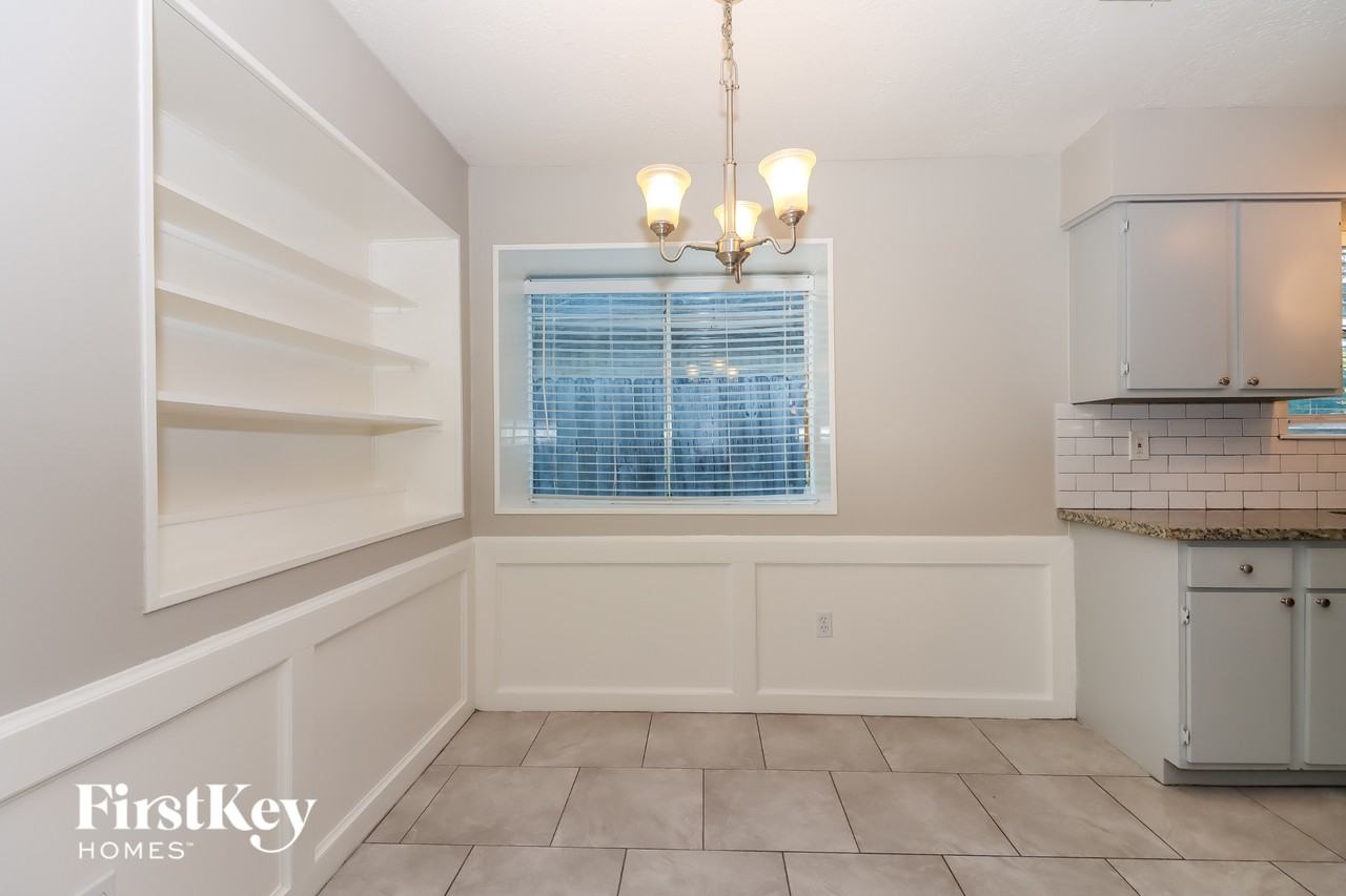 16310 Forest Bend Ave - Photo 5 of 15