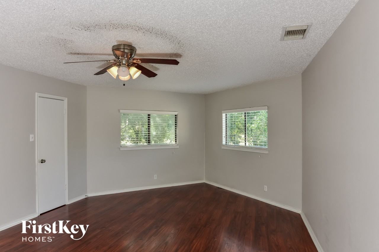 13391 Greenstone - Photo 7 of 15