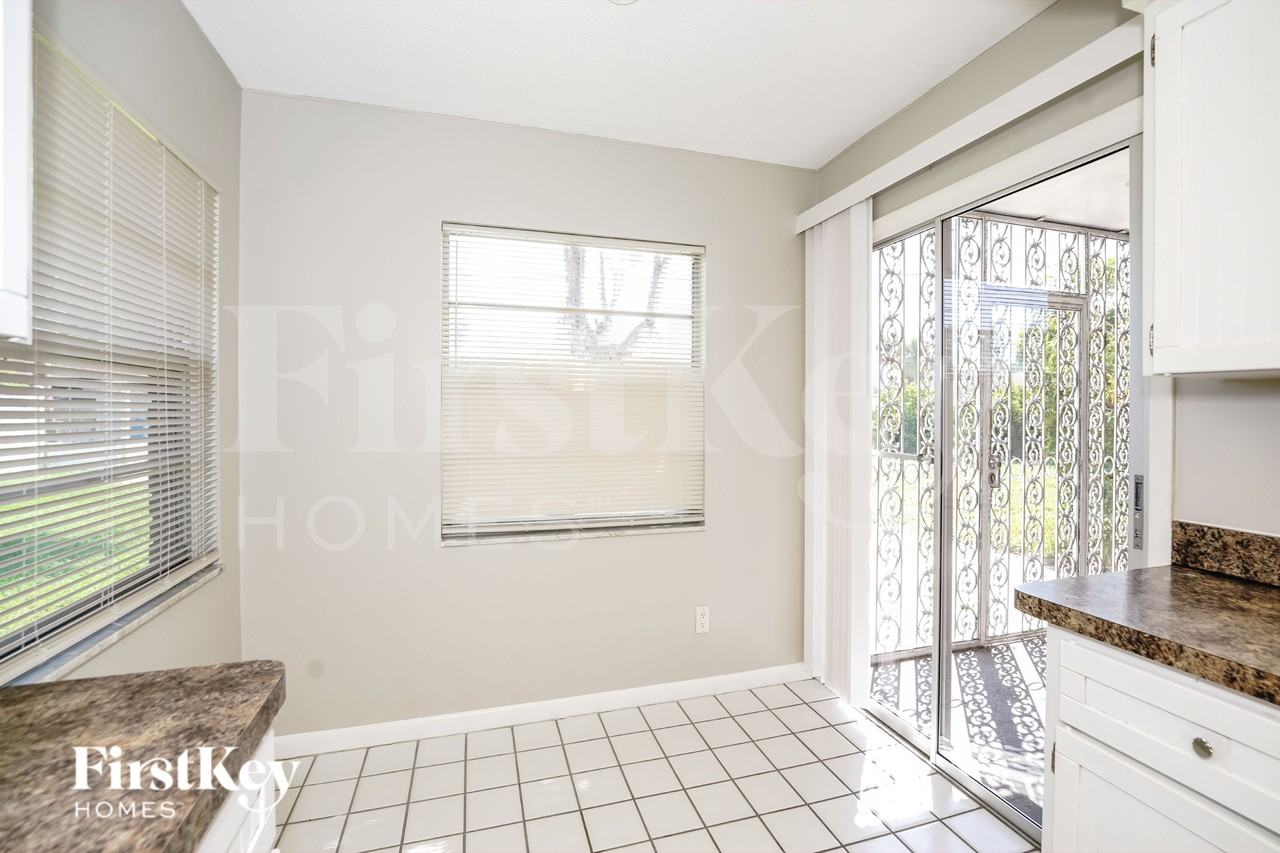 1337 Mardrake Rd - Photo 6 of 16