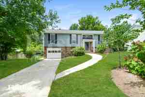 featured image of 108 Twin Lakes Rd