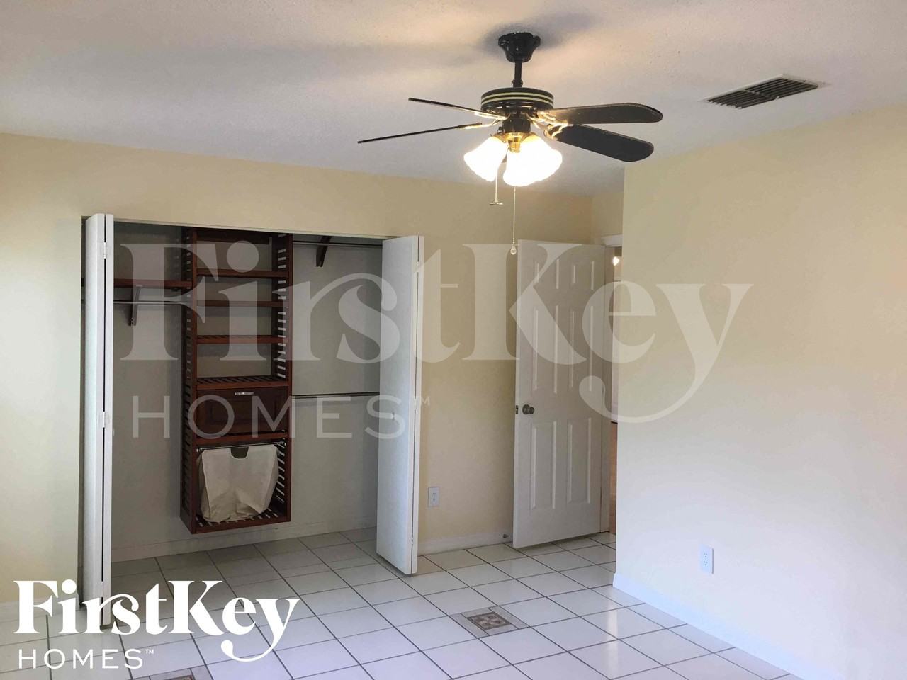 1011 Coatbridge Dr - Photo 6 of 12