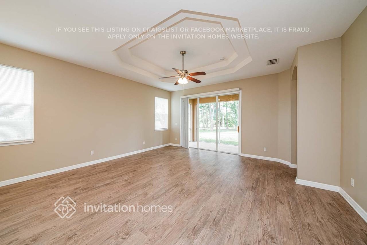 5015 Lakehurst Ct - Photo 3 of 17