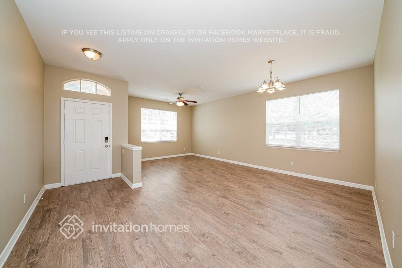 5015 Lakehurst Ct - Photo 6 of 17