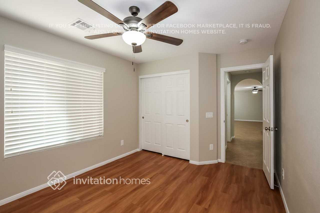 5349 Santa Fe Heights St - Photo 7 of 16