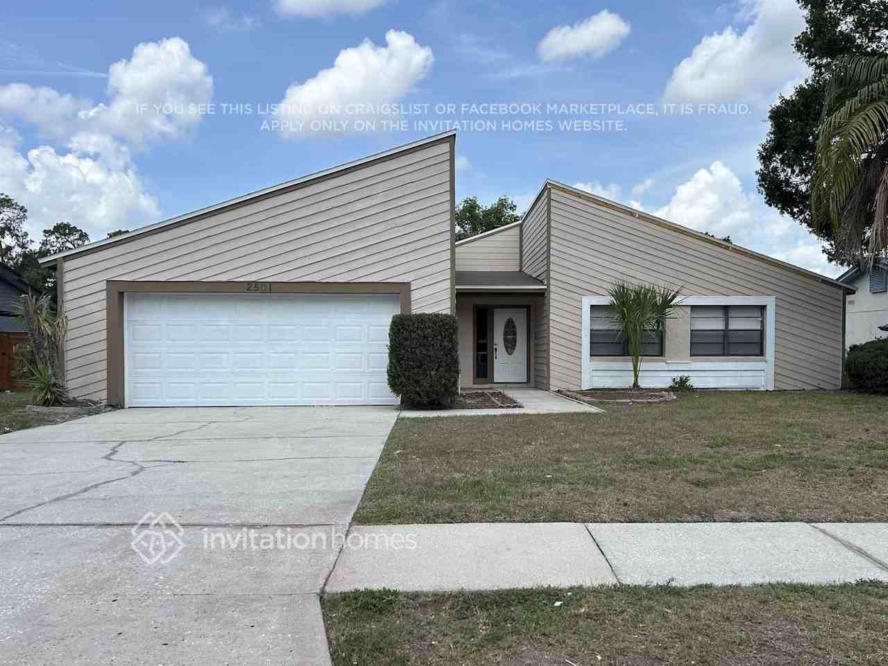 2501 E Timberlane Dr - Photo 2 of 5