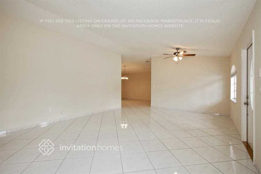 16440 Sw 144th Ave - Photo 2 of 13