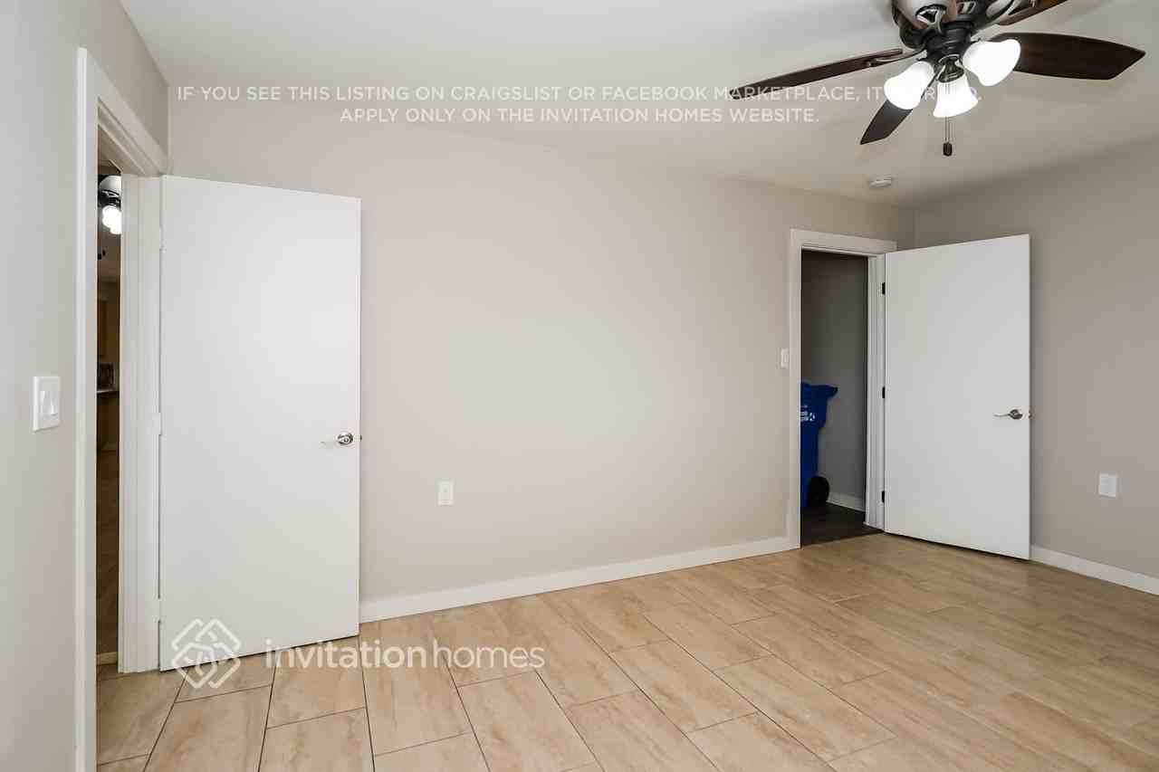 2211 N 54th Ln - Photo 6 of 15