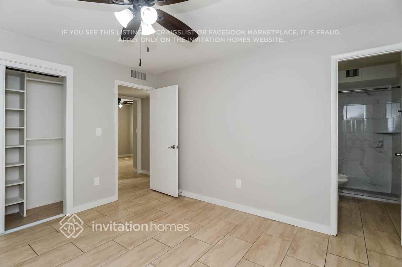 2211 N 54th Ln - Photo 7 of 15