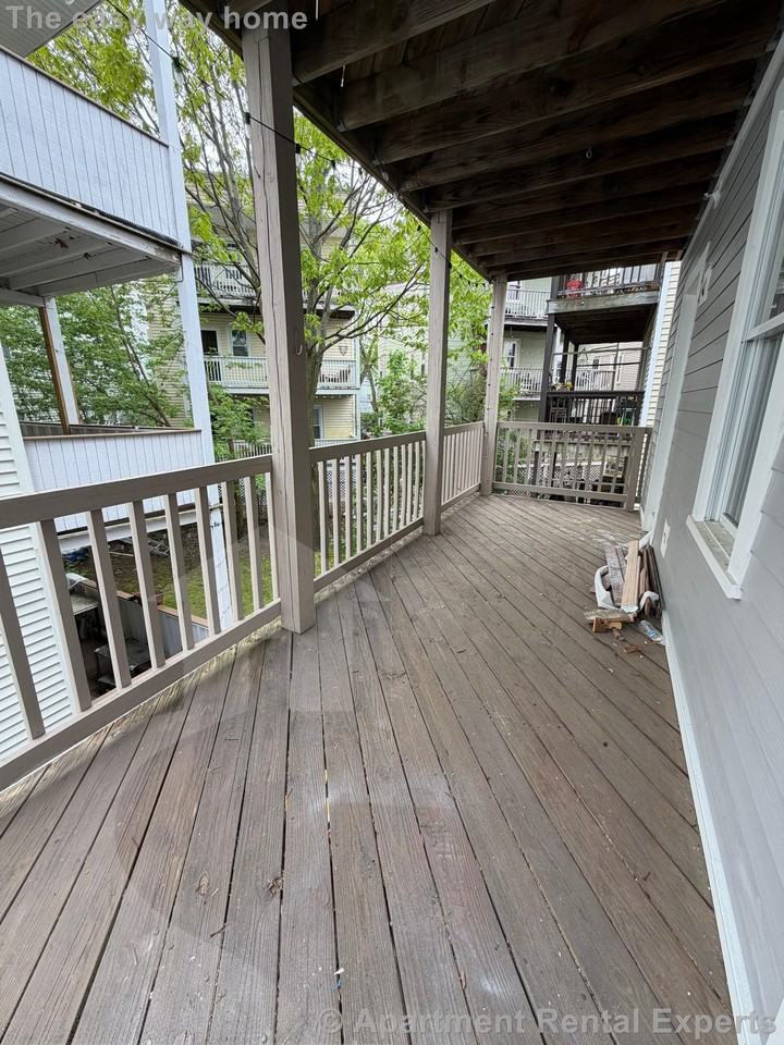 82 Marion St #1 - Photo 7 of 7