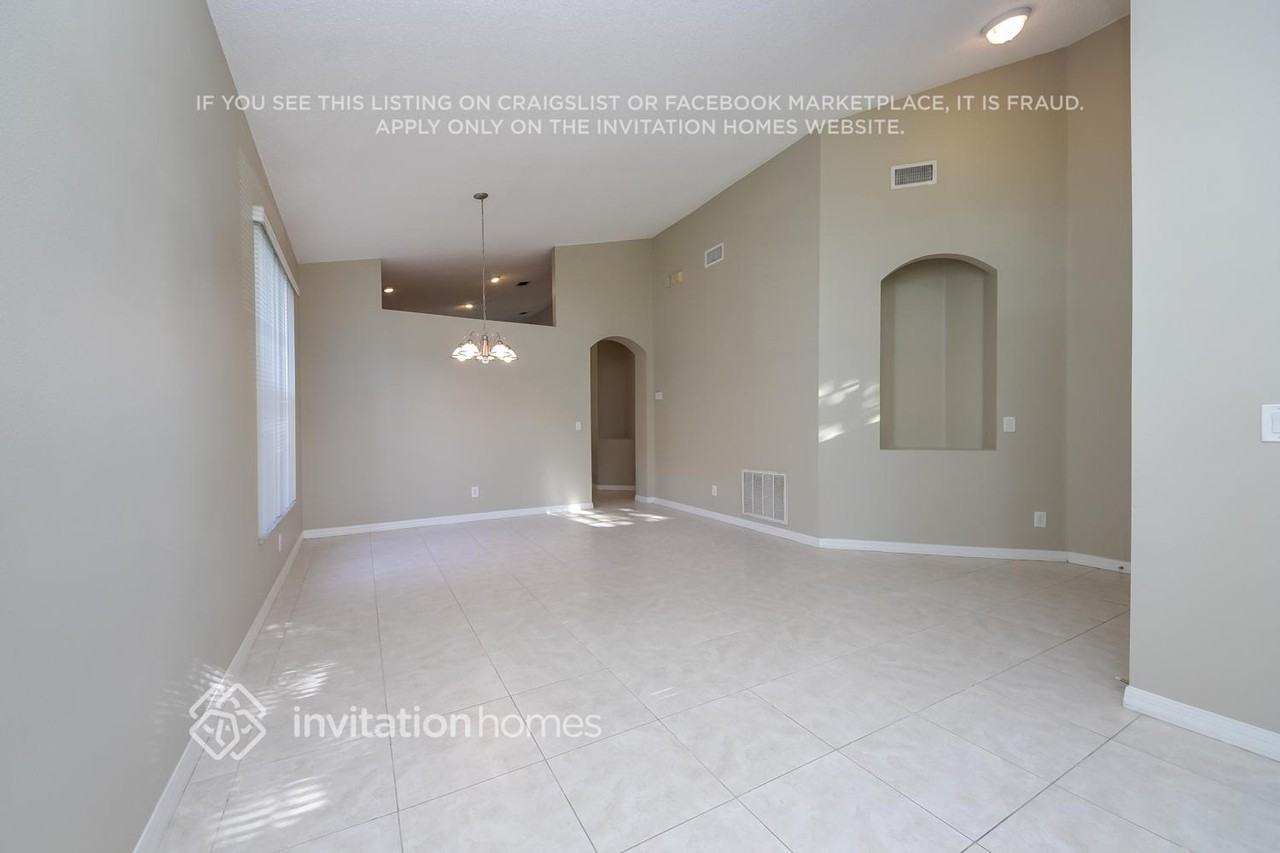 13342 Luxbury Loop - Photo 5 of 18
