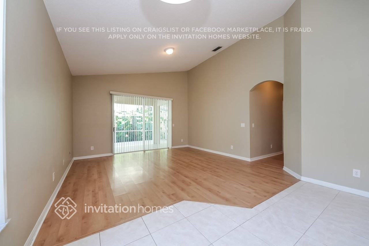 13342 Luxbury Loop - Photo 6 of 18