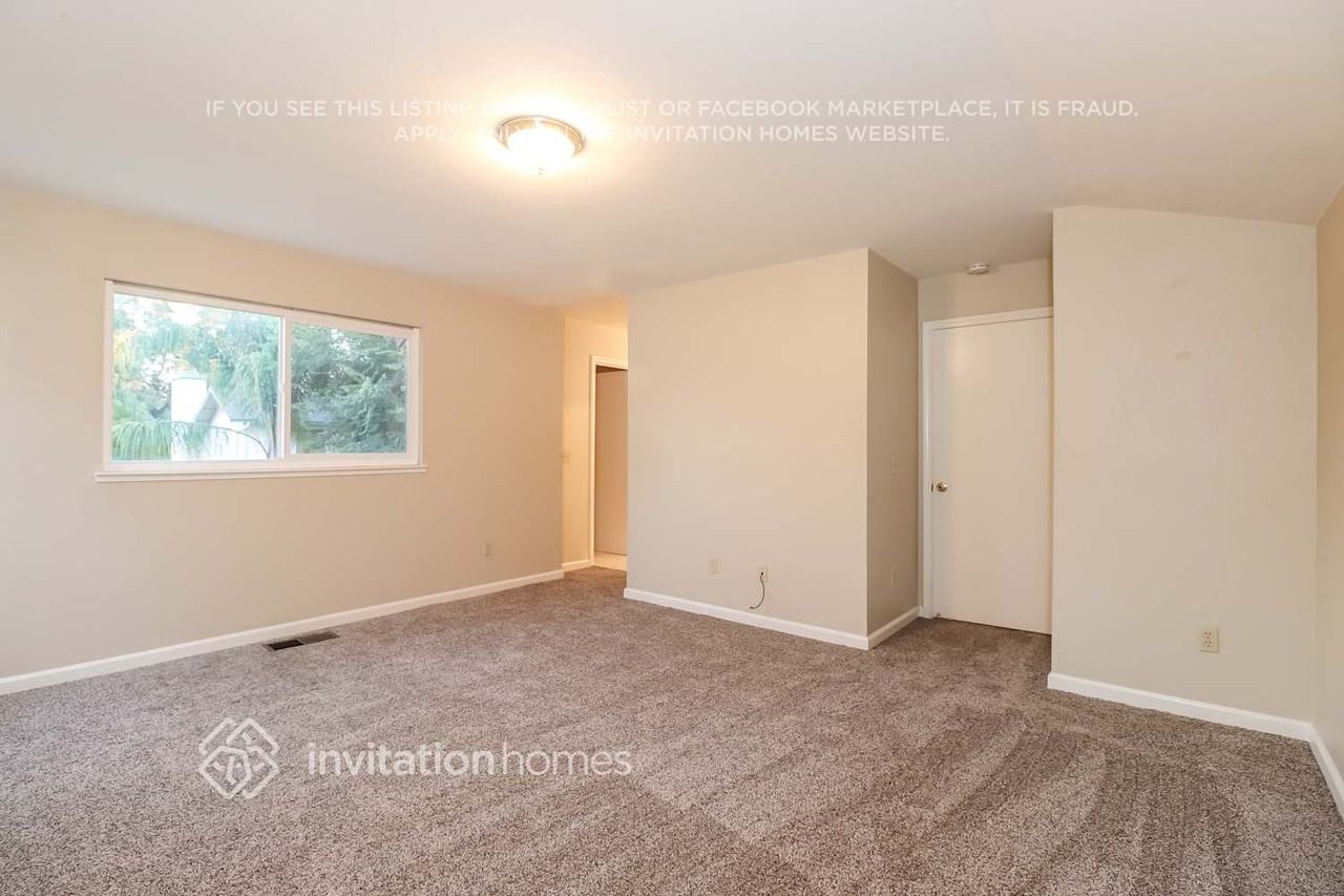 710 Jonquil Dr - Photo 7 of 16