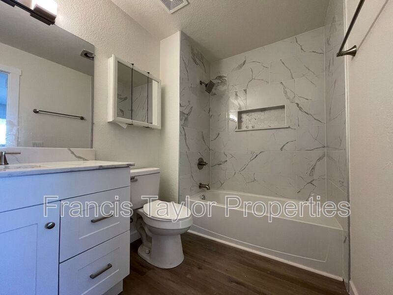 412 Plymouth Dr #12 - Photo 7 of 10