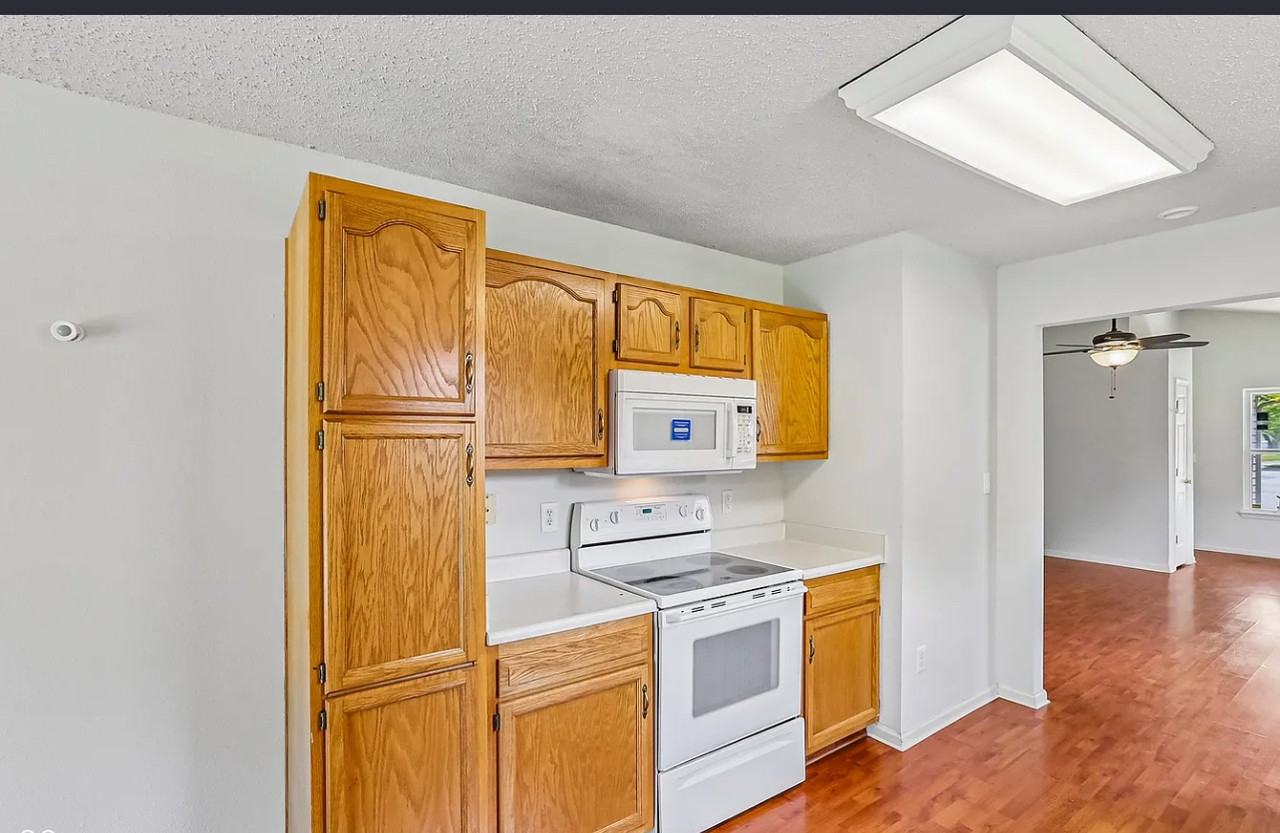 2943 Royal Oaks Crest - Photo 6 of 12