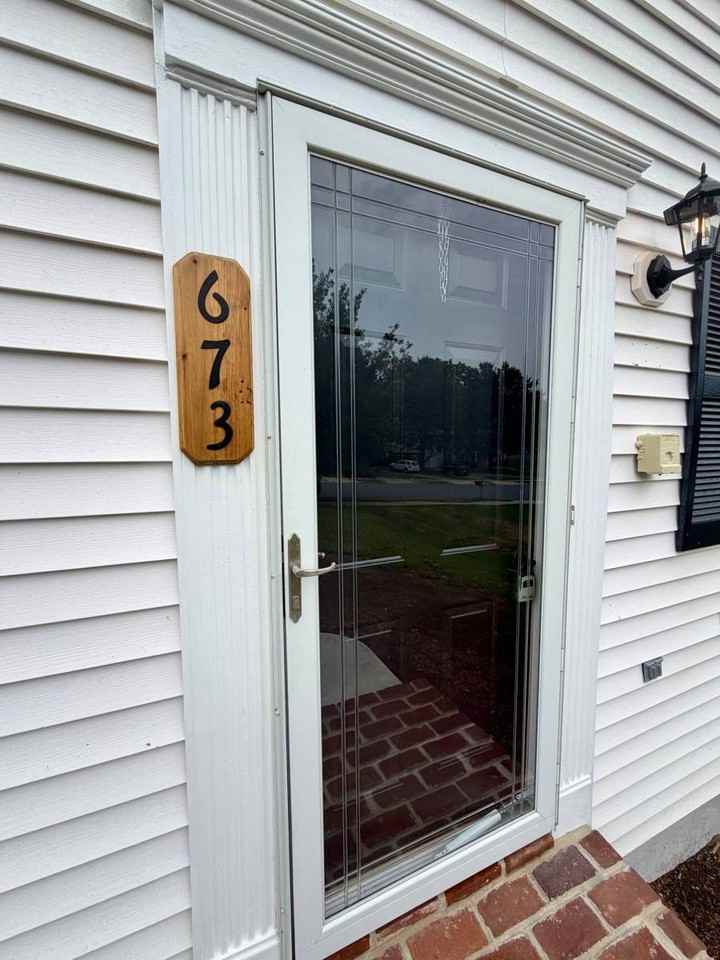 673 S Cedar St - Photo 3 of 10