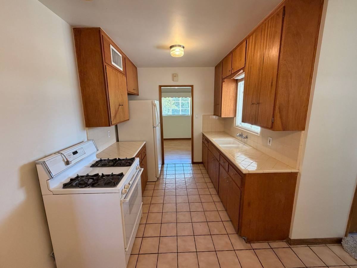 3416 N 43rd Pl - Photo 3 of 10