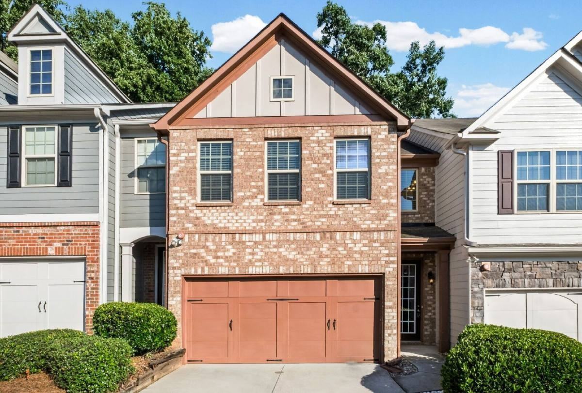 6222 Story Cir - Photo 2 of 10
