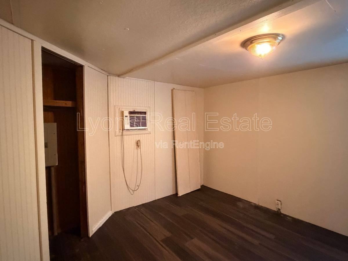 7972 Breeze Dr - Photo 3 of 7