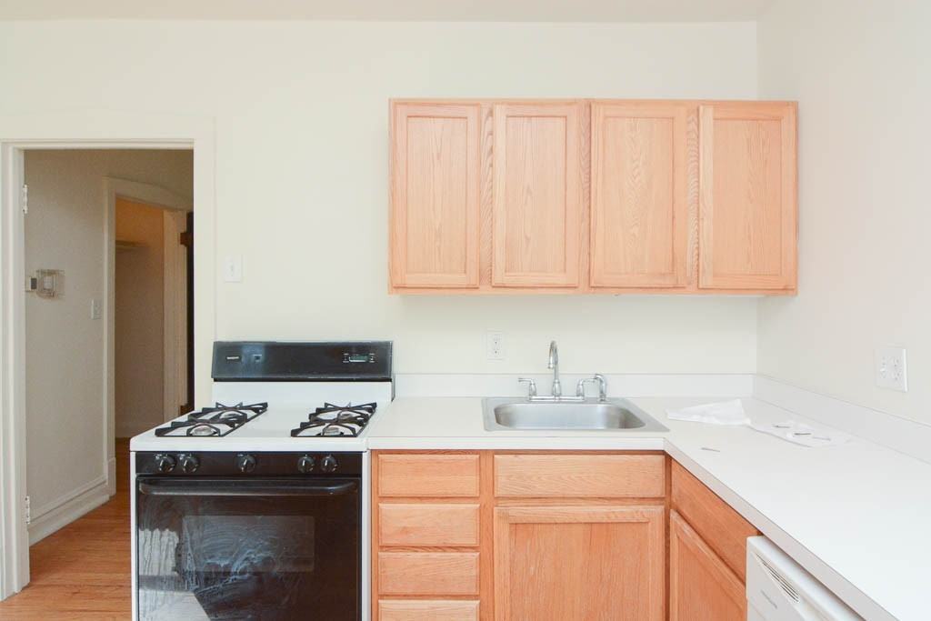 4309 N Francisco Ave #1F - Photo 3 of 21